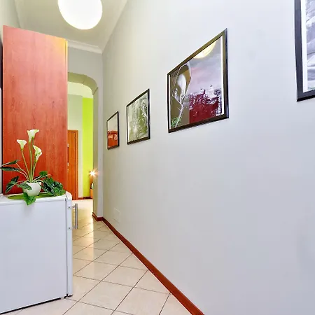 Lucky Domus 2* Rome