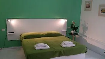 Lucky Domus Guest house Rome