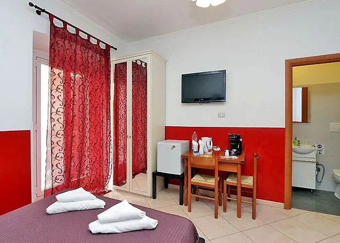 Lucky Domus Guest house Rome