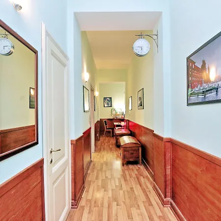 Gasthuis Lucky Domus Rome